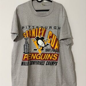 Vintage 90s Pittsburgh Penguins T-Shirt